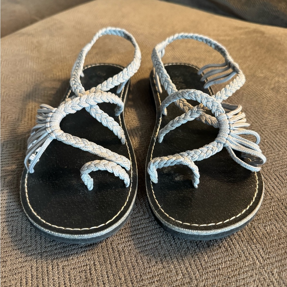 PLAKA Women’s Braided Strap Sandals in Light Gray